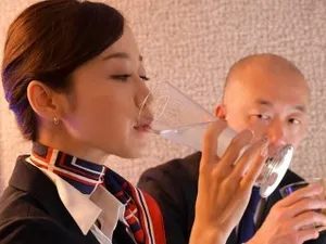 Bố chịch cô con gái lồn xinh ngay trong đêm sinh nhật
