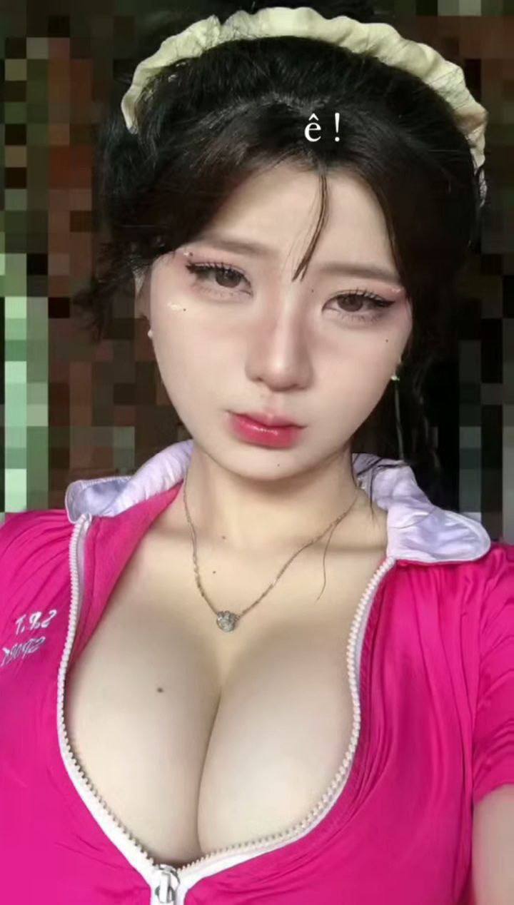 Cô nàng muốn tạo một ký ức khó quên cho chàng trai tuổi mới lớn